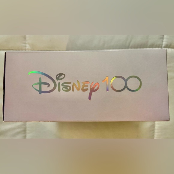 Disney 100 Years of Wonder Celebration Unified Dumbo Oil Diffuser New Rare - Picture 4 of 4